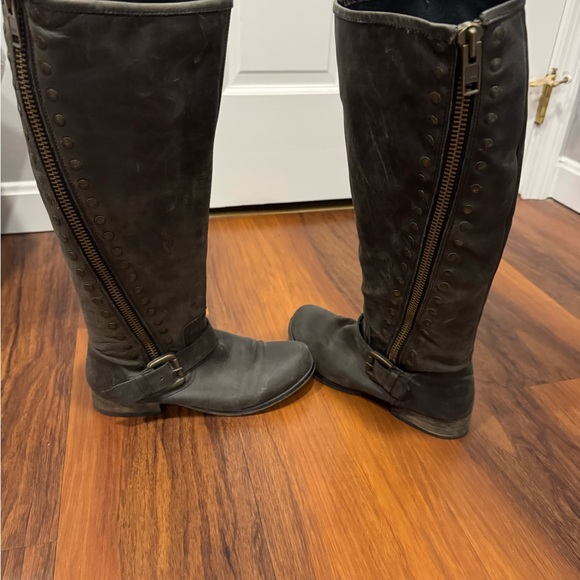 Woman boots - Picture 3 of 3